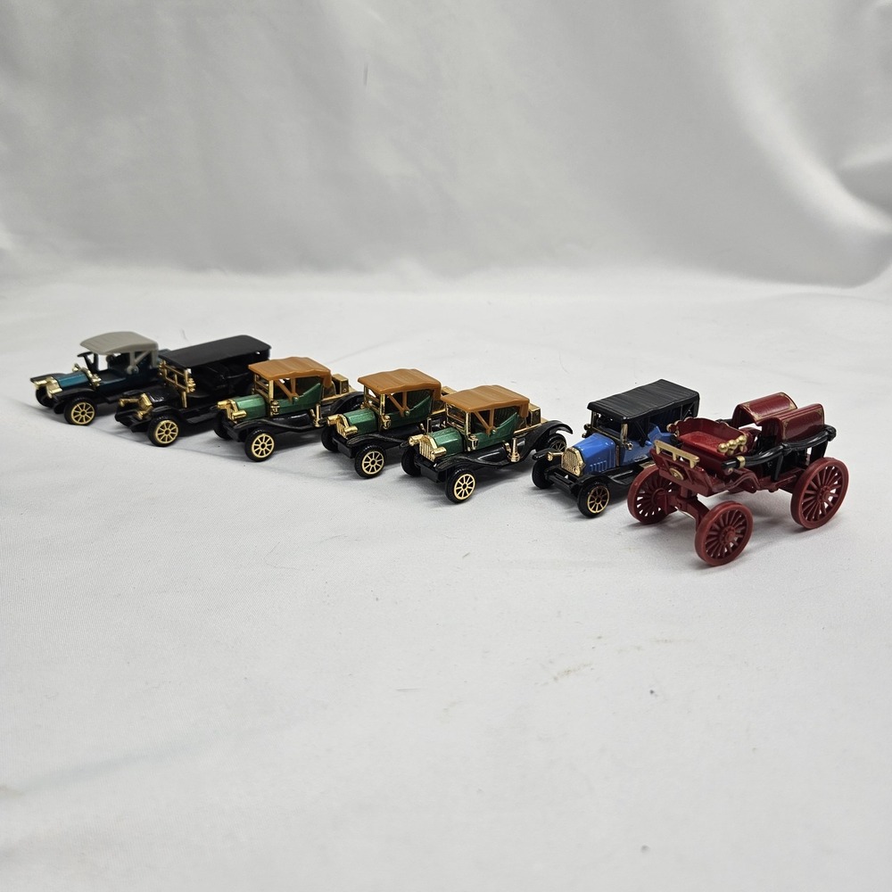 Vintage Readers Digest Collectible 1:64 Scale Classic Car Models Set of 7